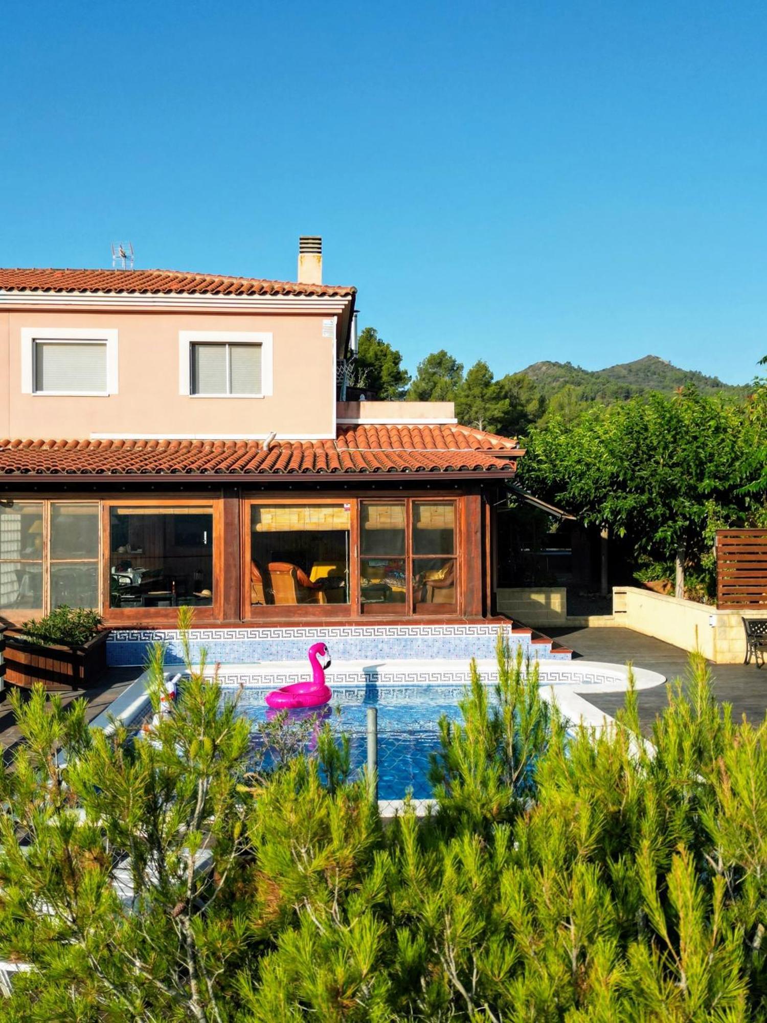 VILLA DU LAC spéciale FAMILLE, piscine et CONFORT Riudecanyes Exterior foto